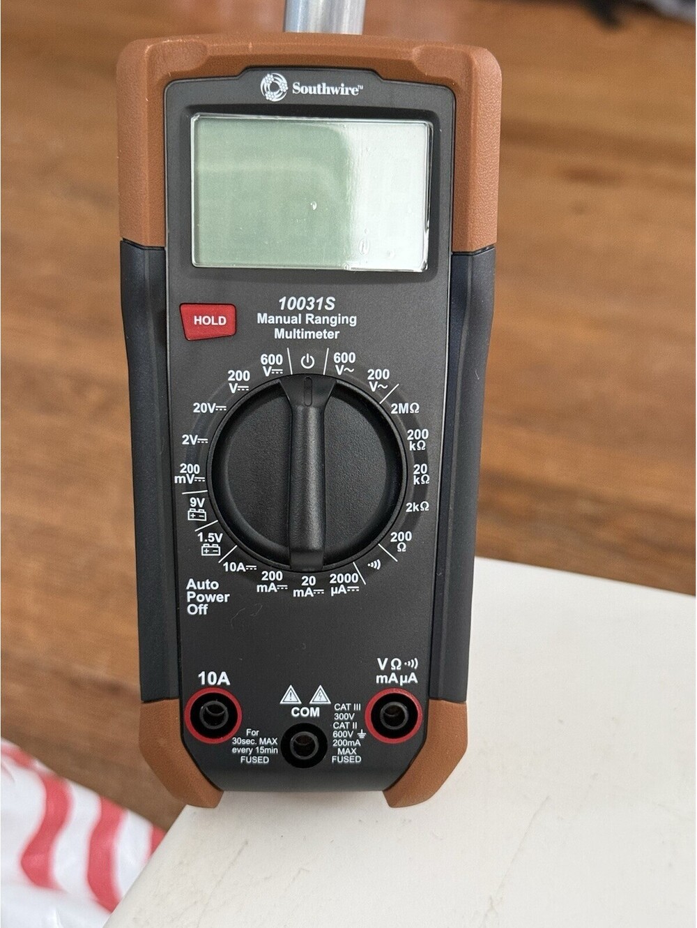 Southwire 10031s Multimeter AC/DC Tester, Missing Conectors